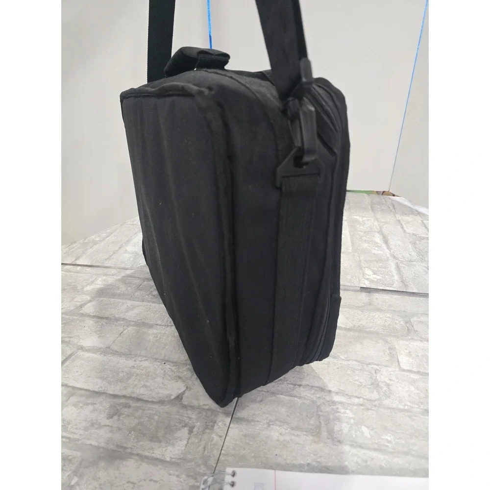 N/A padded adjustable